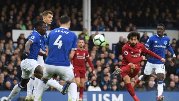 KD：经历这些艰难的比赛，对我们整个团队来说都非常重要