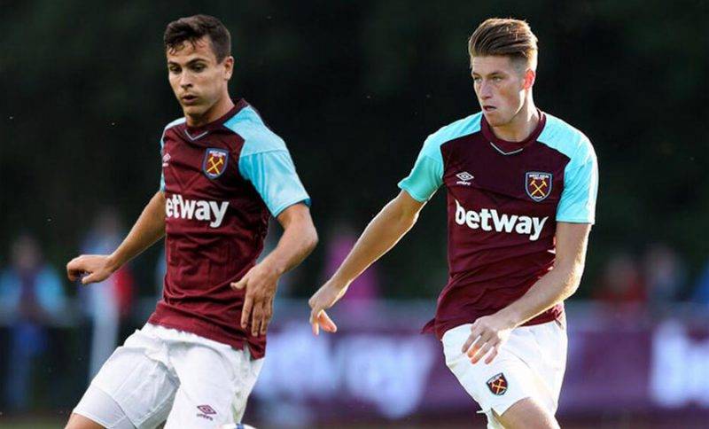 她一直是领 她一直是领